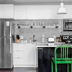 Sleeps 24 12 Suites In Walkable Sobro Near Downtown - By Avantstay