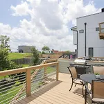 Country Legends Holiday home *