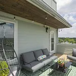 Country Legends Holiday home