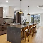 Apartment 3br Townhome Rooftop Views Hot Tub & Fireplace
