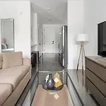Landing Beautiful Studio Pool Gym