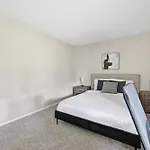 Comfortable Retreat With In-unit Washerdryer
