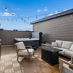 Apartment 3br Townhome Rooftop Views Hot Tub & Fireplace Nashville