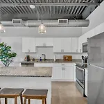 1br - King Bed - 10mins To Broadway *
