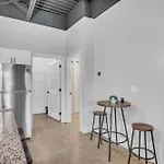 Apartment 1br - King Bed - 10mins To Broadway Nashville