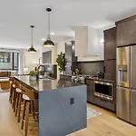 Apartment 3br Townhome Rooftop Views Hot Tub & Fireplace Nashville
