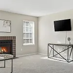 Comfortable Retreat With In-unit Washerdryer Nashville