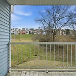 Apartment Comfortable Retreat With In-unit Washerdryer Nashville