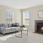 Apartment Comfortable Retreat With In-unit Washerdryer Nashville