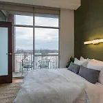2115 Yeaman Place Holiday home