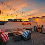 Holiday home New Nashvegas Downtown Rooftop Views 13beds Nashville