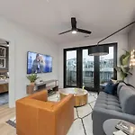 Twin Notes - Odyssey - 2 Units - Mins To Broadway * Nashville