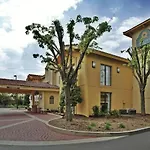 Hotel La Quinta By Wyndham South 2*