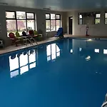 Luxe Hotel 2*