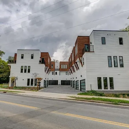Private Parking, Patios In Stunning East Nash 5 Min From Dt *