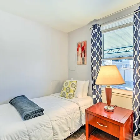 Cozy Vacation 3 Mi To Downtown