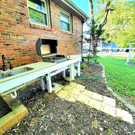 Holiday home Thennc:billiard-grill-pingpong-airhockey-foosball *