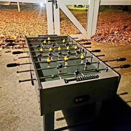 Thennc:billiard-grill-pingpong-airhockey-foosball Holiday home *