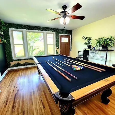 Thennc:billiard-grill-pingpong-airhockey-foosball *