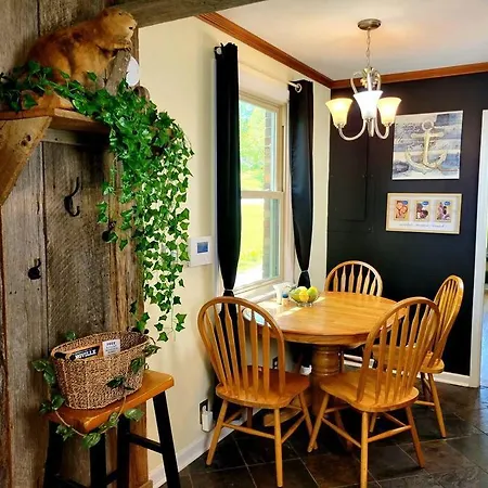 Thennc:billiard-grill-pingpong-airhockey-foosball Holiday home Nashville