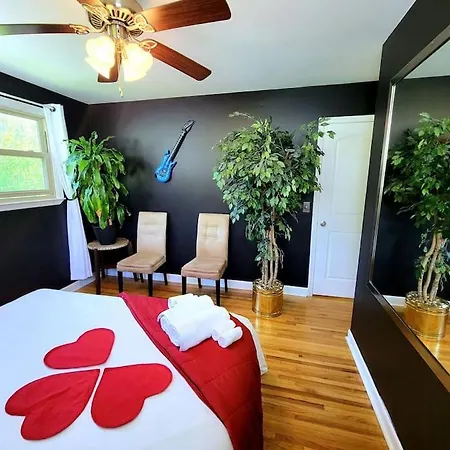 Thennc:billiard-grill-pingpong-airhockey-foosball