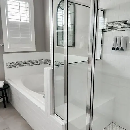 The Music Pool House Holiday home Nashville