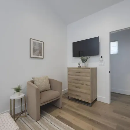 Apartment The Urban Fern *