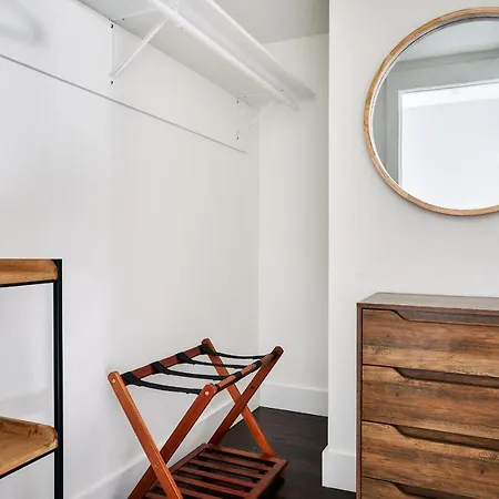 Southwest Vibes In 12 South, Walk To Everything Apartment