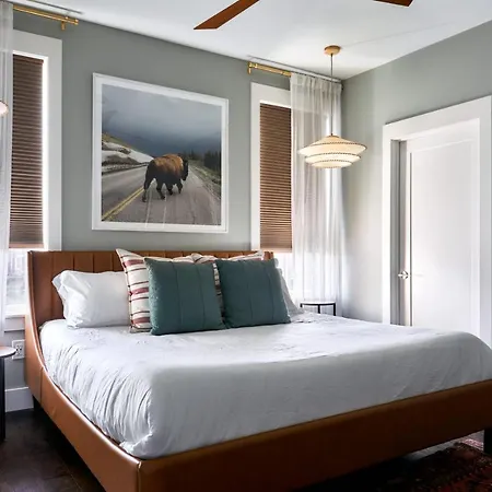 Southwest Vibes In 12 South, Walk To Everything Apartment Nashville