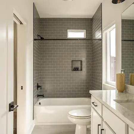 The Jefferson By Avantstay Apartment