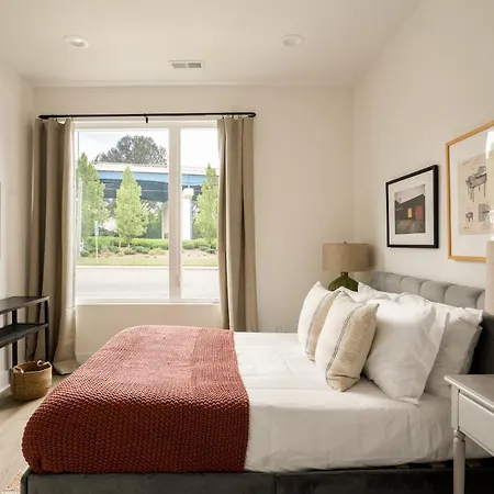 The Jefferson By Avantstay * Nashville