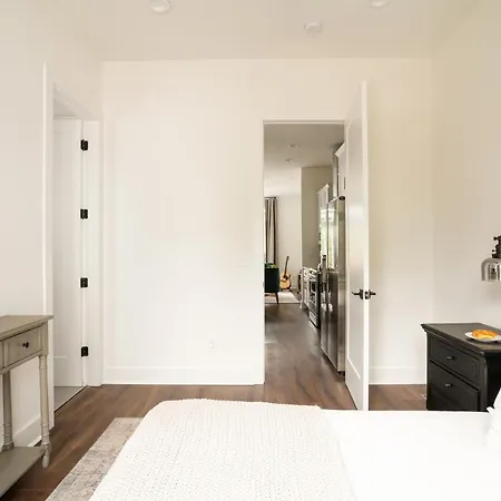 The Jefferson By Avantstay Apartment