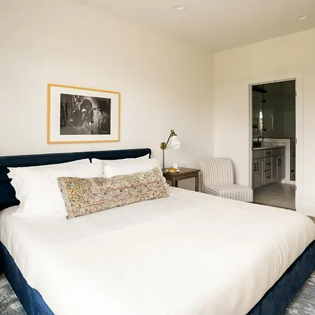 The Jefferson By Avantstay *