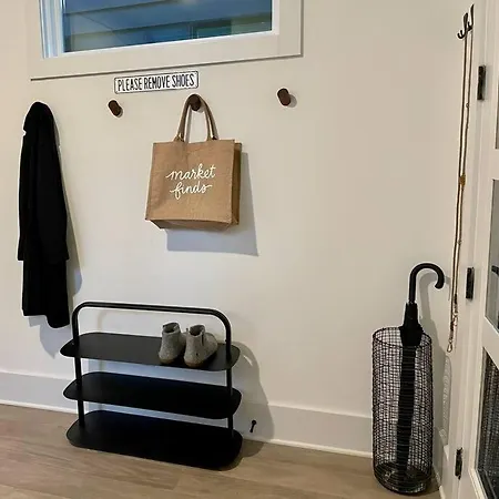 Holiday home Nashvilla. A Luxe Escape + 3 Miles To Downtown. *
