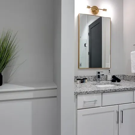 East Nash Oasis - 13 Beds - Going Fast Nashville
