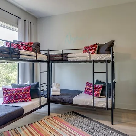 East Nash Oasis - 13 Beds - Going Fast Nashville