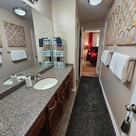 New Listing Gorgeous Downtown On The River Walk To #2 *