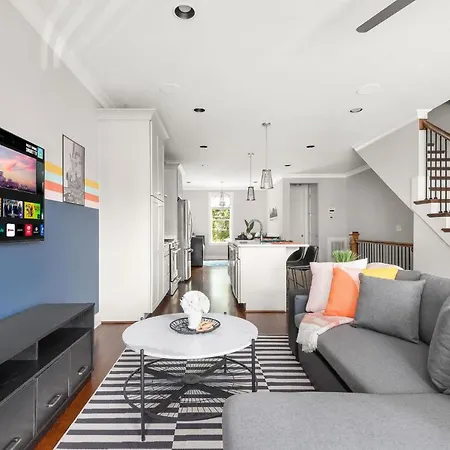 Holiday home Close To Gulch & 12s - Chic Downtown Retreat Nashville