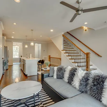 Close To Gulch & 12s - Chic Downtown Retreat