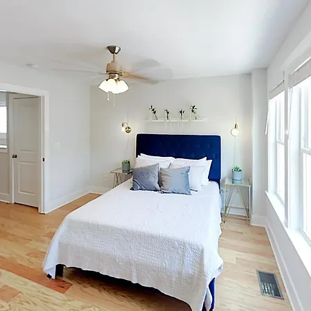 Holiday home Watkins Park Getaway A & B
