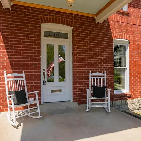 Holiday home Prime Walkable Location 5 Kings And 1 Queen Bed Nashville