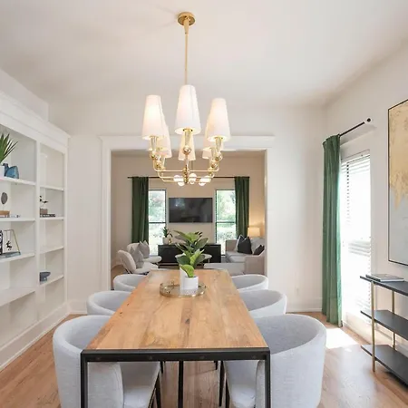 Prime Walkable Location 5 Kings And 1 Queen Bed * Nashville