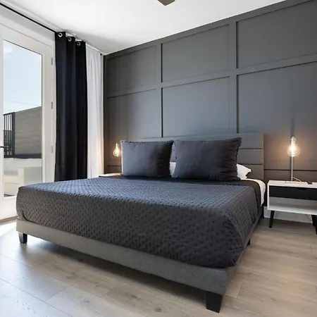 Huge Roofdeck W Views - 9 Beds *