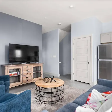 Alloy 374-7 Holiday home *