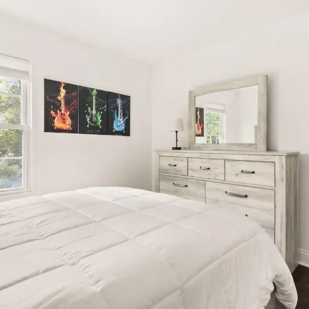The Plain Door Holiday home Nashville