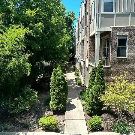 Glitz & Guitars I Stylish 3br With Rooftop Hot Tub In East * Nashville