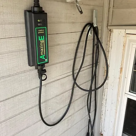 Apartment 25 Min From Downtown *