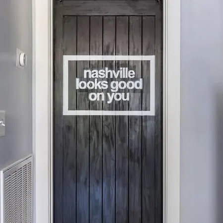 Nash City: Modern Home; Rooftop Hangout; 9min→dt