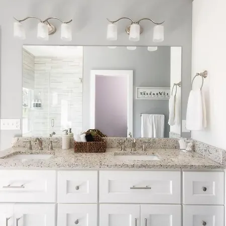 Nash City: Modern Home; Rooftop Hangout; 9min→dt Holiday home Nashville
