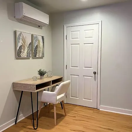 Peaceful 1 Bed 1 Bath With Free Parking & Pets Allowed * Nashville